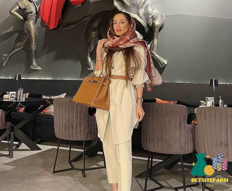 ماندانا مانی قبل عمل زیبایی